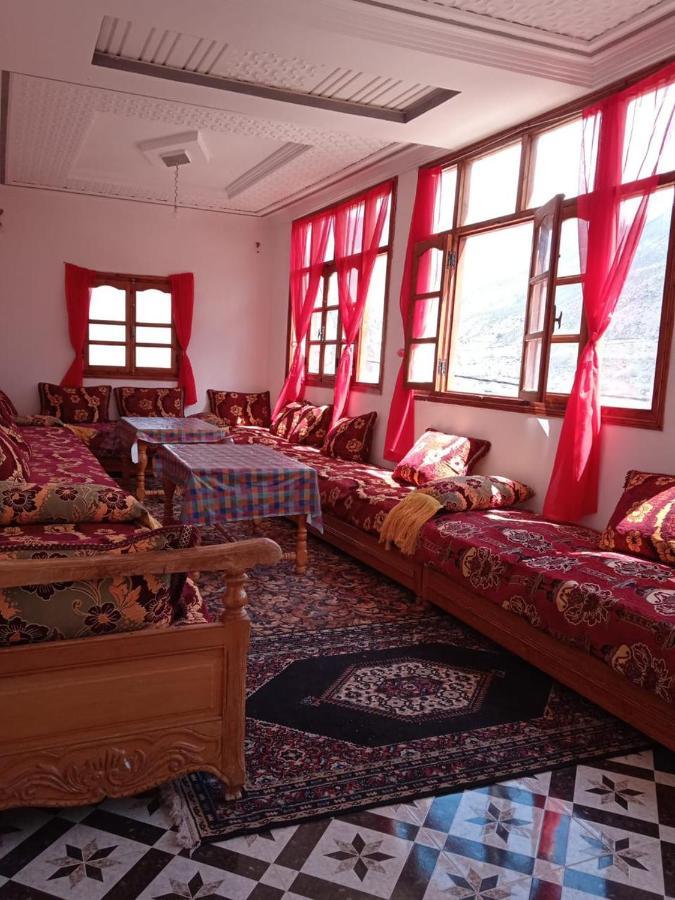 אימליל Amazigh Family Riad מראה חיצוני תמונה