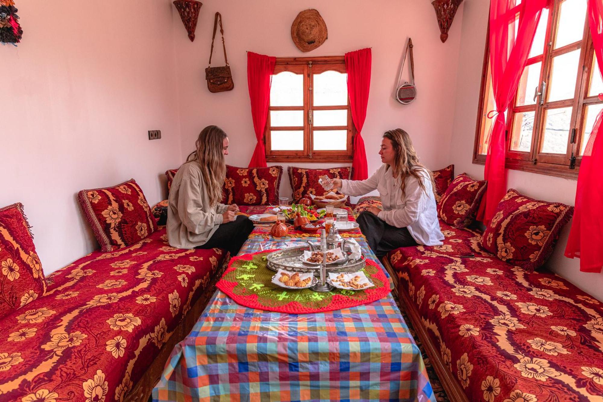 אימליל Amazigh Family Riad מראה חיצוני תמונה