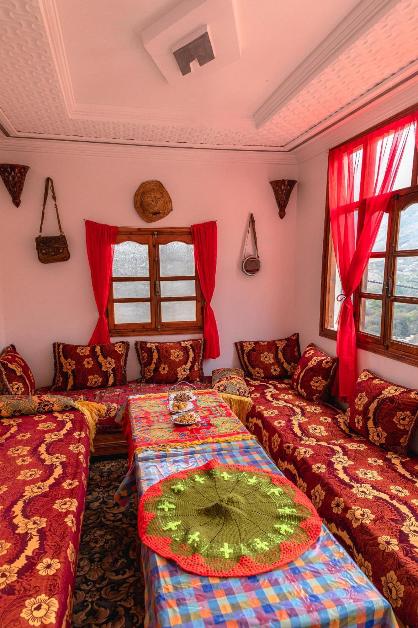 אימליל Amazigh Family Riad מראה חיצוני תמונה